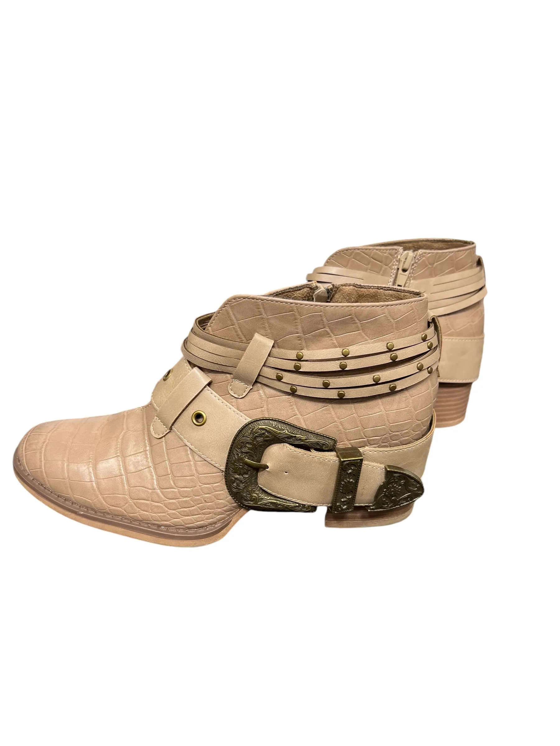 Boots Ankle Heels By Pierre Dumas In Tan, Size: 8