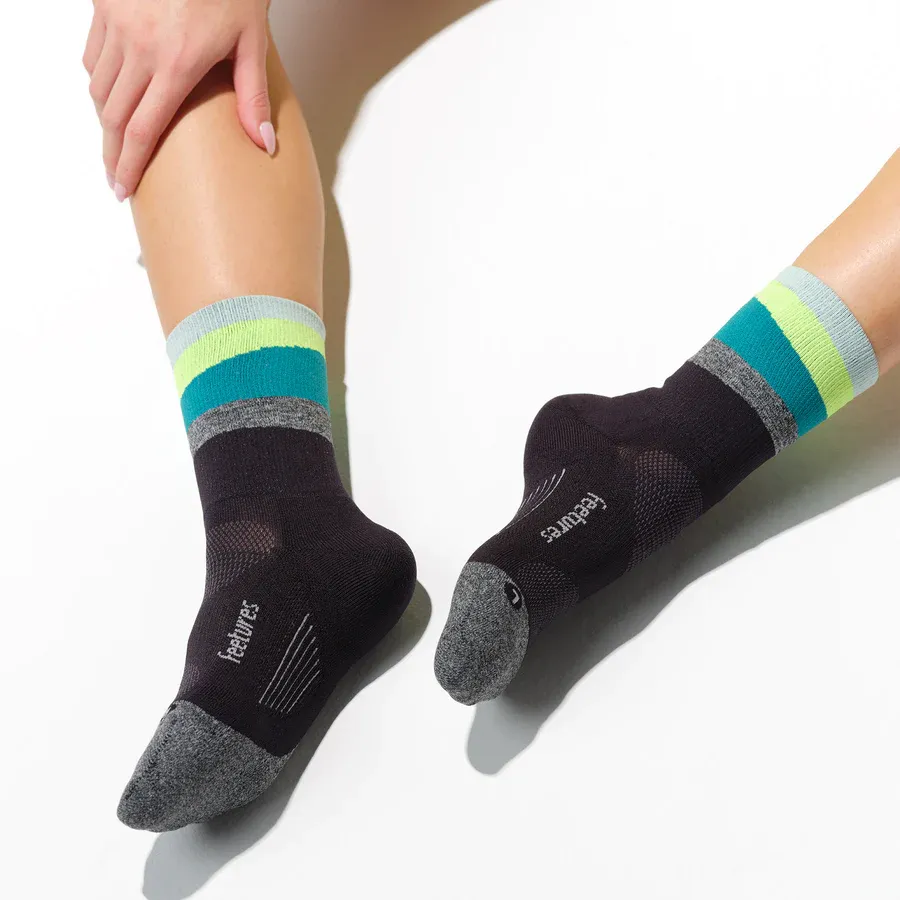 Feetures Elite Light Cushion Mini Crew Sock