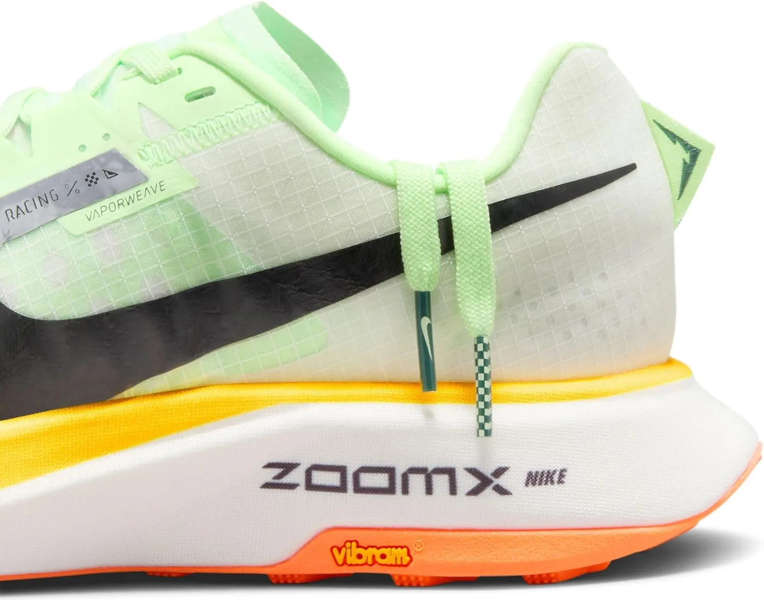 NIKE Women's Sneaker