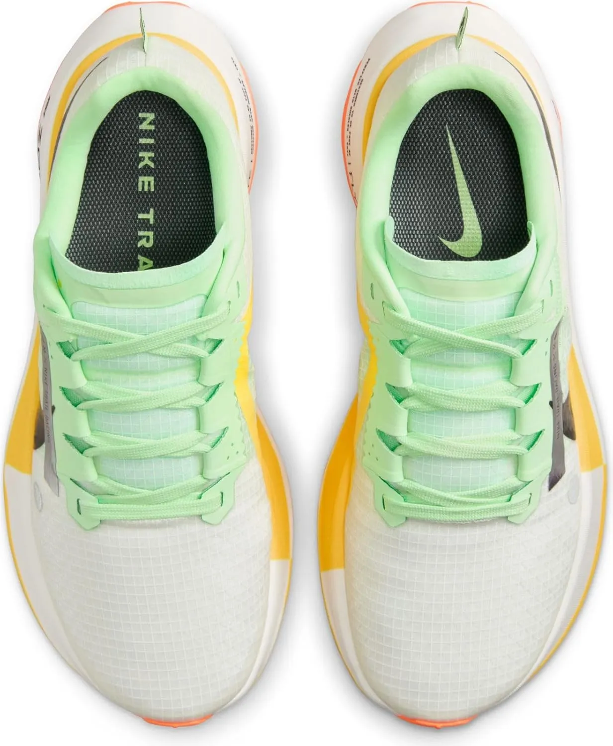 NIKE Women's Sneaker