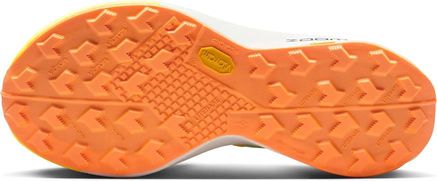 NIKE Women's Sneaker